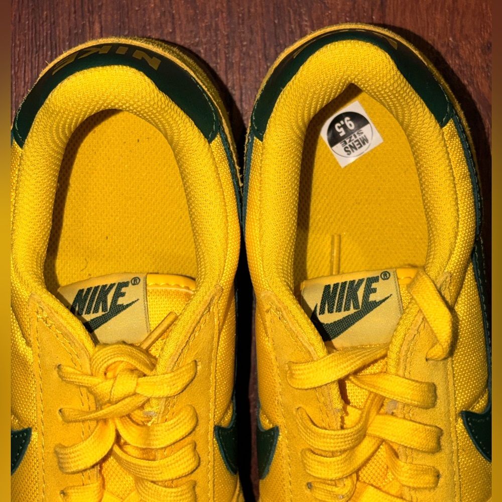 Nike 9.5 - Picture 7 of 14